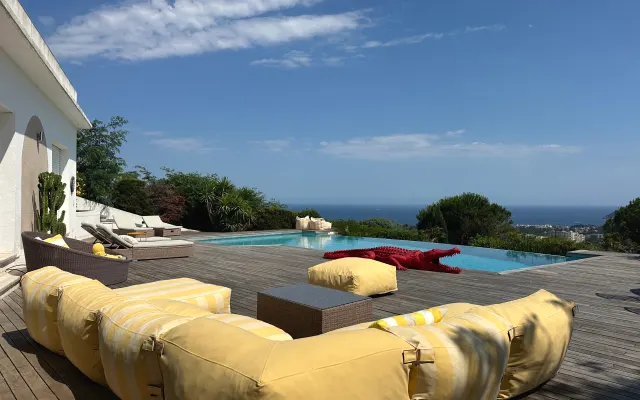 Unabhängige Wohnung mit Meerblick - Villa Bonheur