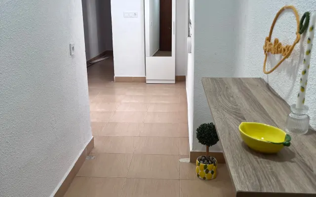 Bright apartment in Ruzafa near the Roig Arena and CAC | Sleeps up to...