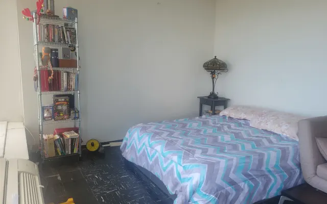 Studio in Newark, New Jersey, in der Nähe wichtiger Bahnhöfe und der...