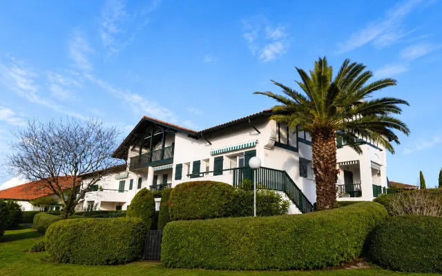 MUGA Basque Home, Hendaye Beach - Private Suite with Pool