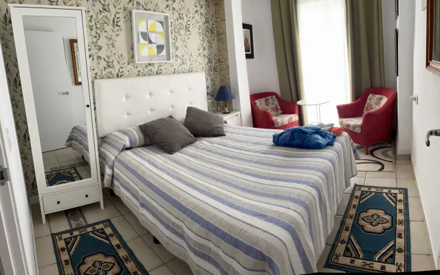 1 FKK-Haus Doppelbett