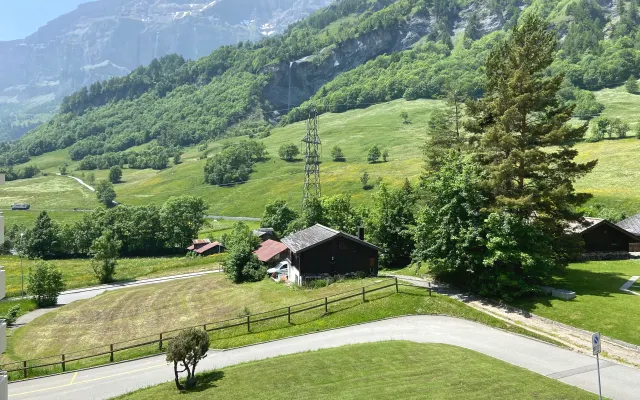 Cozy apartment near the hot springs and ski lifts