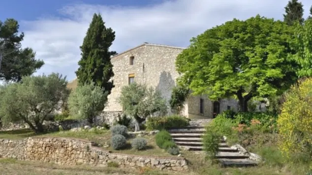 Rural farmhouse among vineyards 20min from Sitges and 50min from Barcelona. 