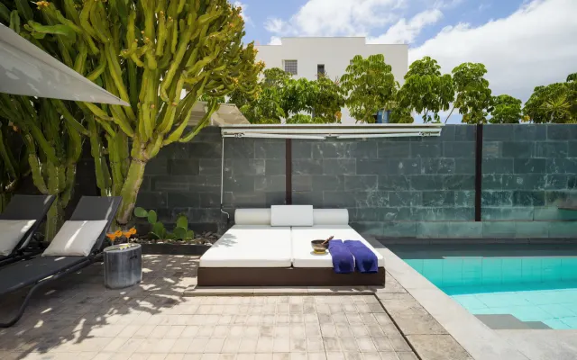 Hills Gran Canaria Oceania Paradise Forum · Pool & Naturist-Friendly