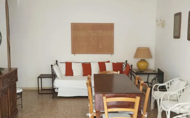 Family Apartments with Three Bedrooms and Two Bathrooms