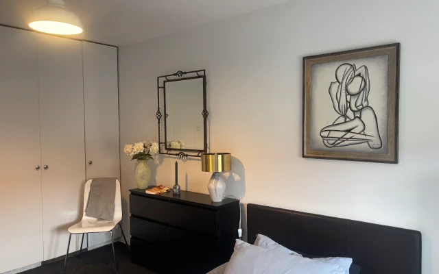 Cosy place and close to the portobello Market & Notting Hill Gate