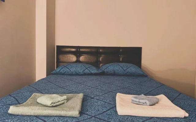 Blaues Zimmer - Aufenthalt bei einem Italiener (Doppelzimmer)