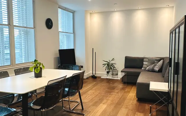 Spacious 2-Bedroom Flat in London Bridge