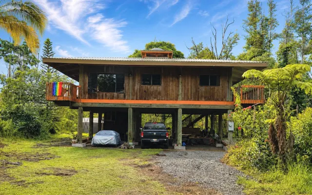 Tiki Treehouse