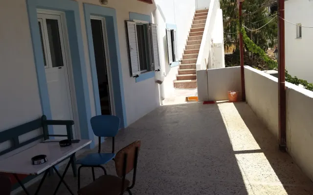 Chambre 6 - Grandma Vasiliki Chambres à louer