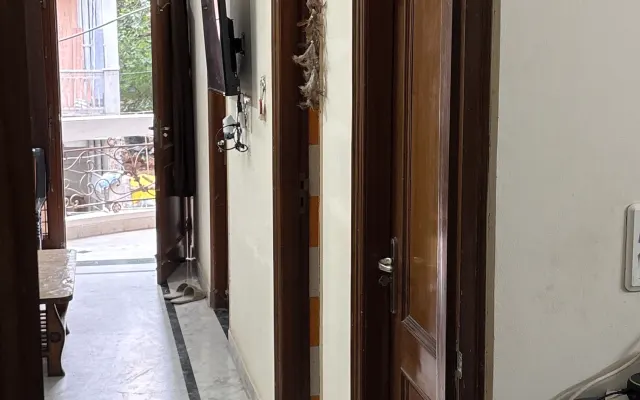 Cozy 1BHK