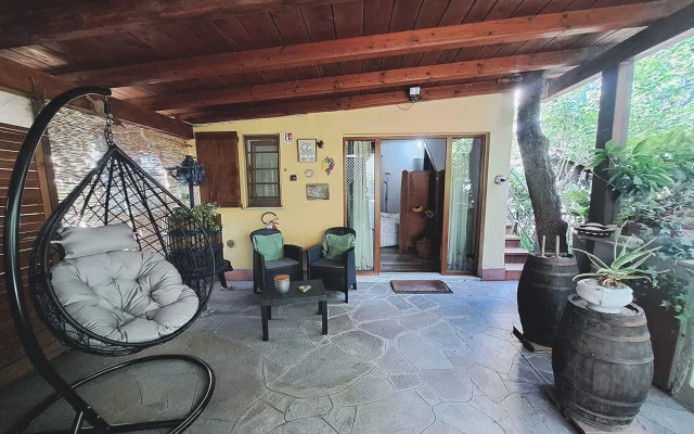 DEPENDÊNCIA MARCONI (alojamento e massagem)