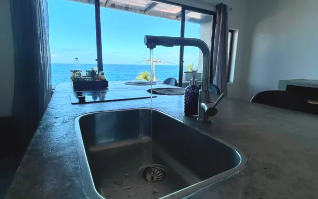 Cobertura conceito em frente a Praia