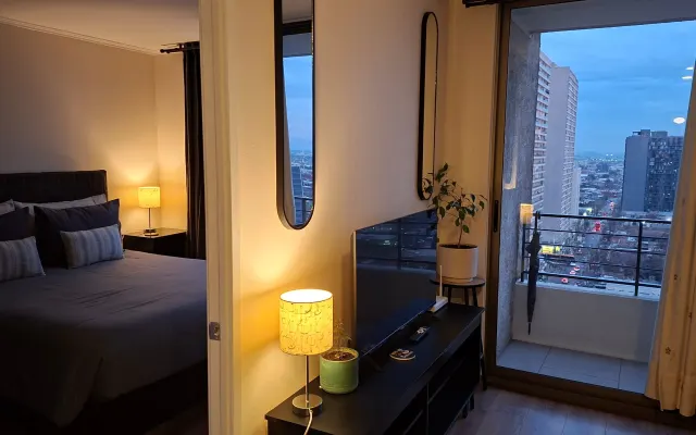 Apartment just steps from Line 1, the bus terminal, and the Metro Tren