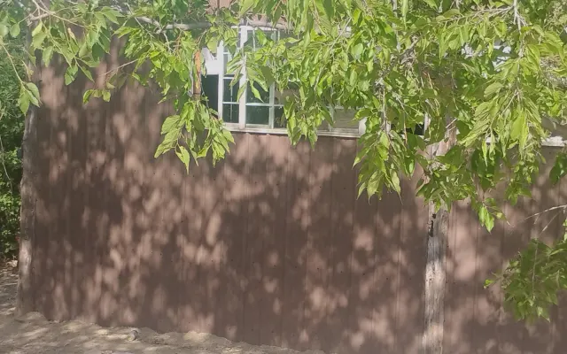 Paragem privada no campo, propriedade com portão