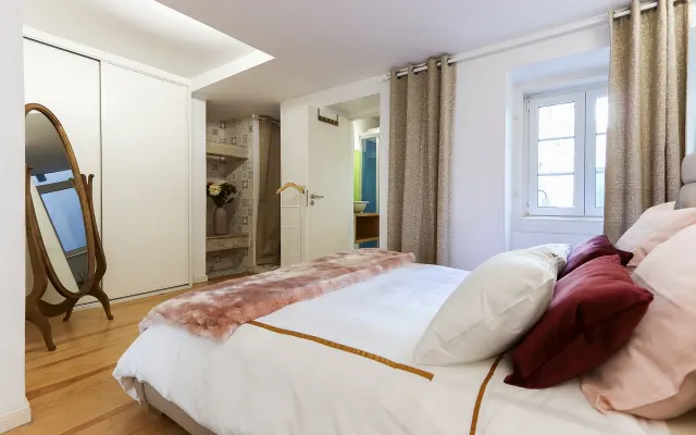 Stylish Central Lisbon Home close to LGBTQ+ Nightlife
