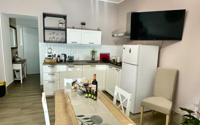 Large 5-seater apartment with terrace and garden