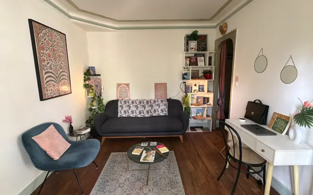 Cozy bohemian apartment in Boho central Paris, near Buttes Chaumont