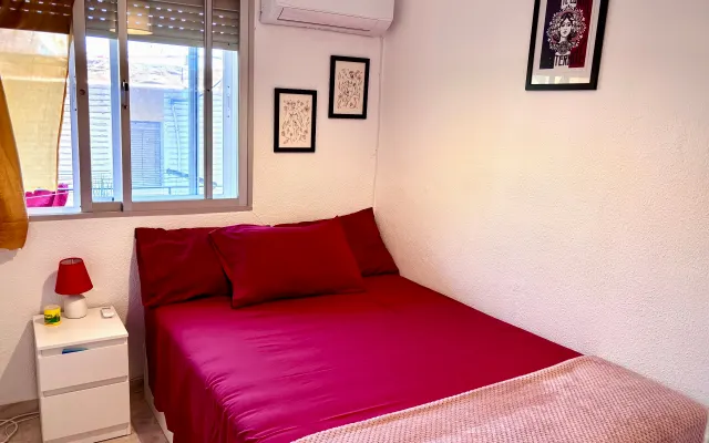 Chambre individuelle dans un appartement ensoleillé