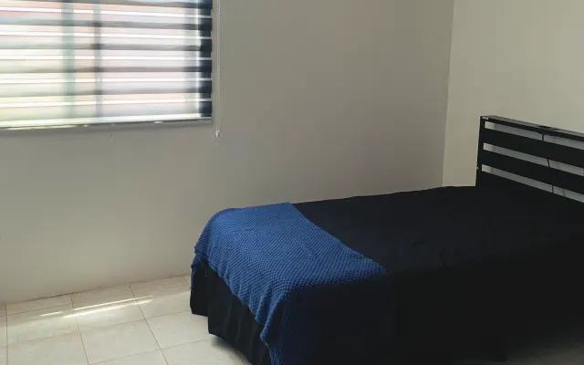 Habitación tranquila cerca de los arcos y centro histórico