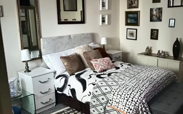 Double room  in  Cousy flat  in Center of Lewisham