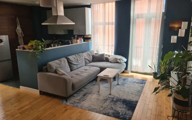 Camera da letto con bagno privato nell'appartamento, L1.