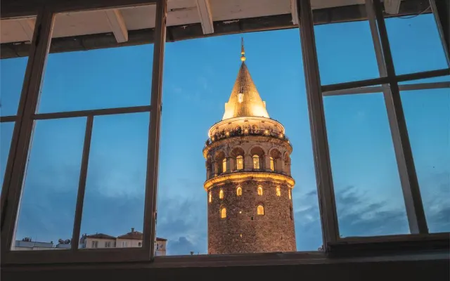 Stunning Flat witf 360 Istanbul view in Galata