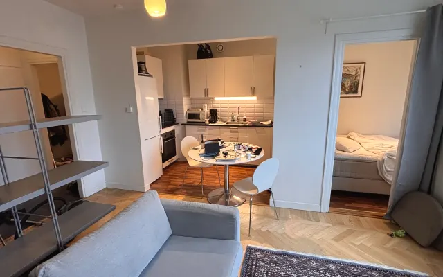 Bonito piso para compartir en Gärdet (una zona céntrica de Estocolmo)