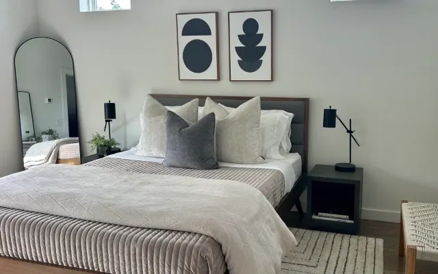 Modern Escape just minutes from downtown Nashville