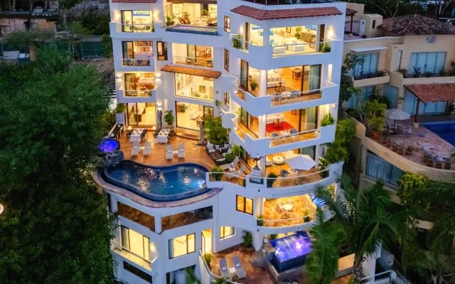 Wunderschöne Villa mit 9 Zimmern, nur 5 Minuten vom „romantischen...