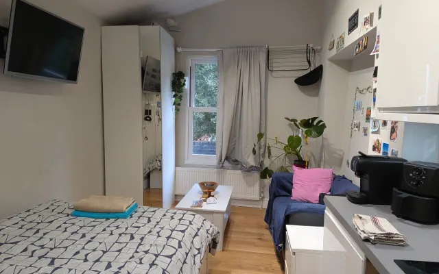 Studio in Clapham Junction