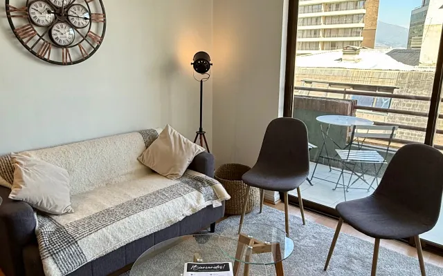 Comfortable apartment in El Golf, Las Condes. Self-check-in