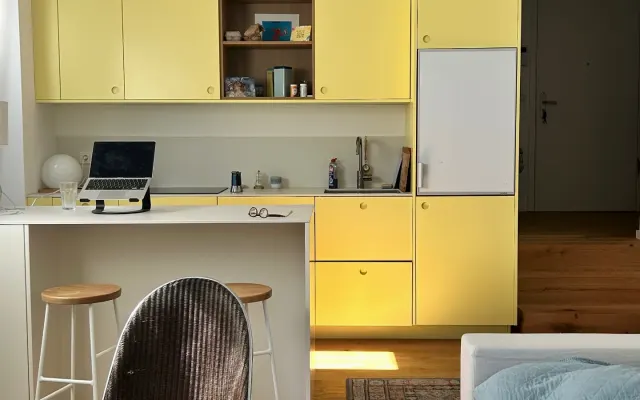 Perfect studio in Charlottenburg with a garden