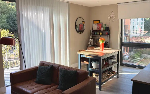 Modernes Doppelzimmer mit eigenem Bad in Brighton