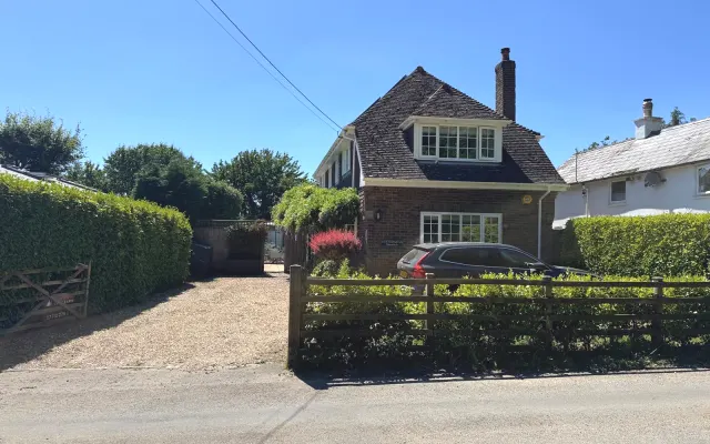 Lindo quarto em uma casa, perto de Christchurch e Bournemouth