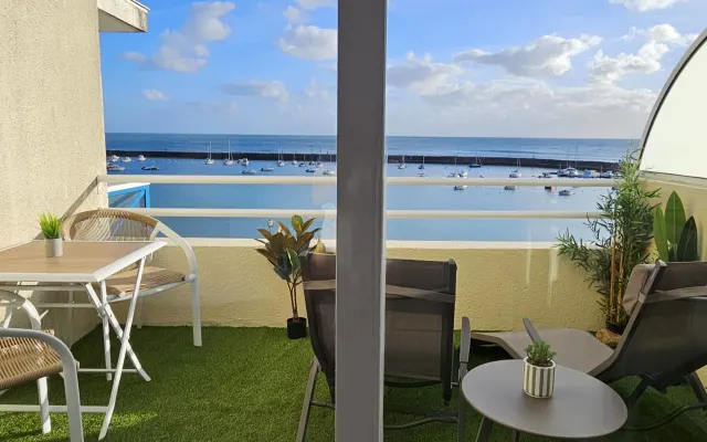  ¡La pequeña «Croisière», con vistas al mar en el puerto de Jard-sur...