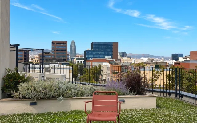 Design-Wohnung · Pool · Terrasse · Poblenou