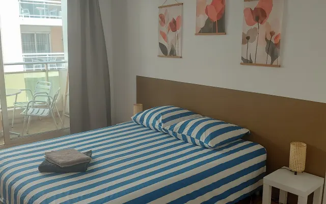 Bonita habitación de 15 m2 con terraza