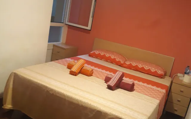 Spacious room with a private bathroom in the heart of Barcelona's gay...