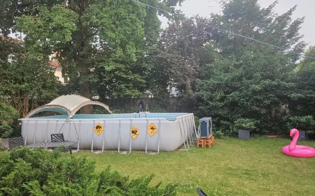 Piso de 3 habitaciones, 90 m2, cerca del metro, tranquilo, con jardín