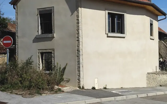 Encantadora vivienda unifamiliar a 4 km de Besançon.