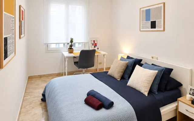 Schöne und sonnige Wohnung im Zentrum.