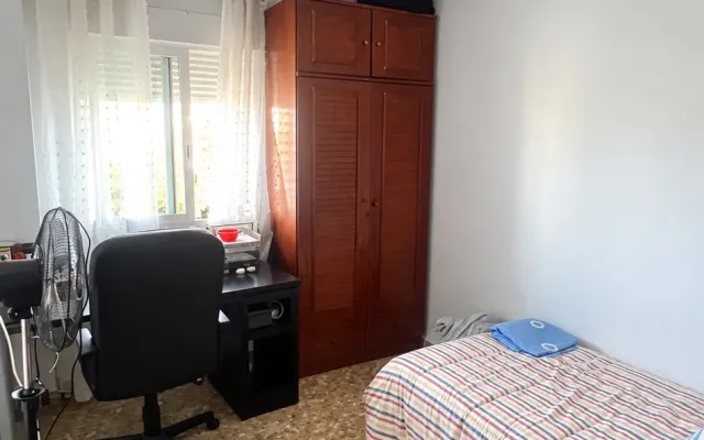 Zimmer zu vermieten