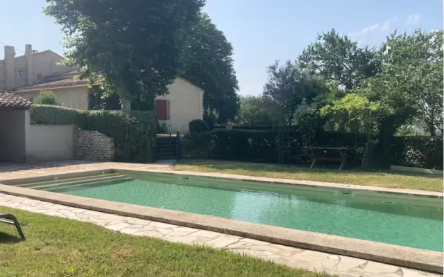 In Aix-en-Provence: „Le Mas“ – Chillen, Arbeiten & FKK