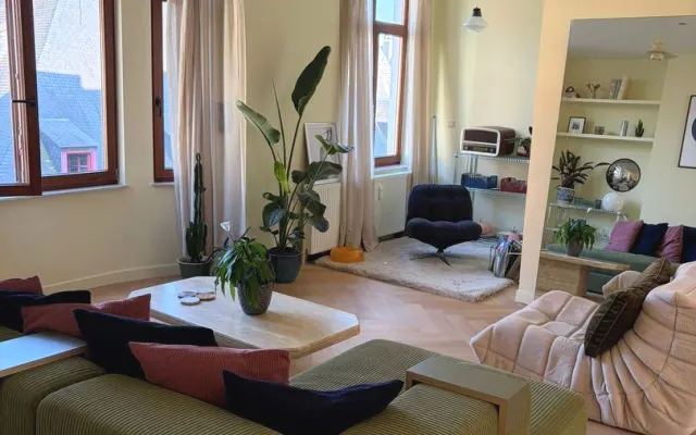 Chambre privée dans un appartement lumineux de 114 m2 avec terrasse...
