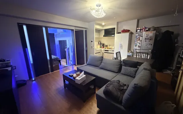 Wunderschöne, geräumige, zentral gelegene Wohnung mit 1 Schlafzimmer...