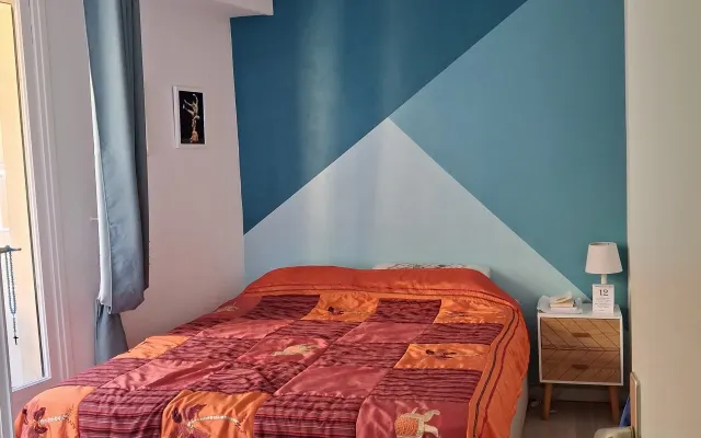 Un acogedor apartamento de dos habitaciones