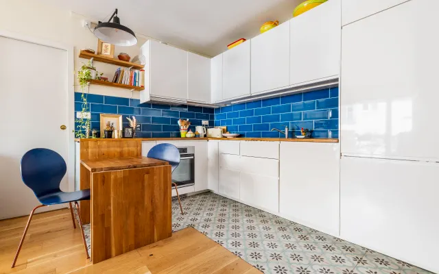 Appartement confortable et lumineux dans le quartier vivant du 20e arr
