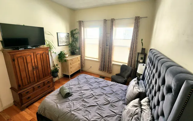 Boston's Jamaica Plain 2 bedroom condo near LGBTQ+ Drawdown Brewing