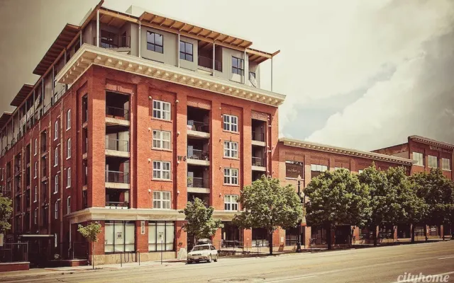 Unique downtown loft, close to everything